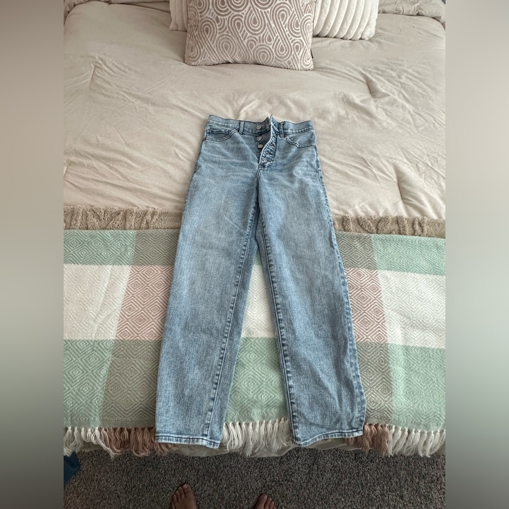 Express short straight leg jeans